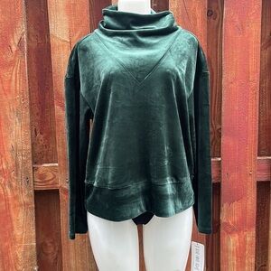 RBX Luxurious Green Velvet Turtleneck Sweater Size M
